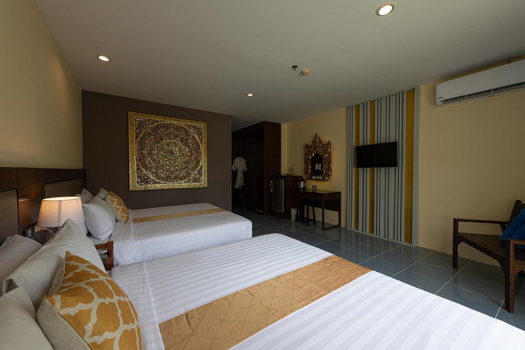 Blue Beach Grand Resort And Spa In Chalong Phuket By Dayuu Ban Saiyuan Екстериор снимка