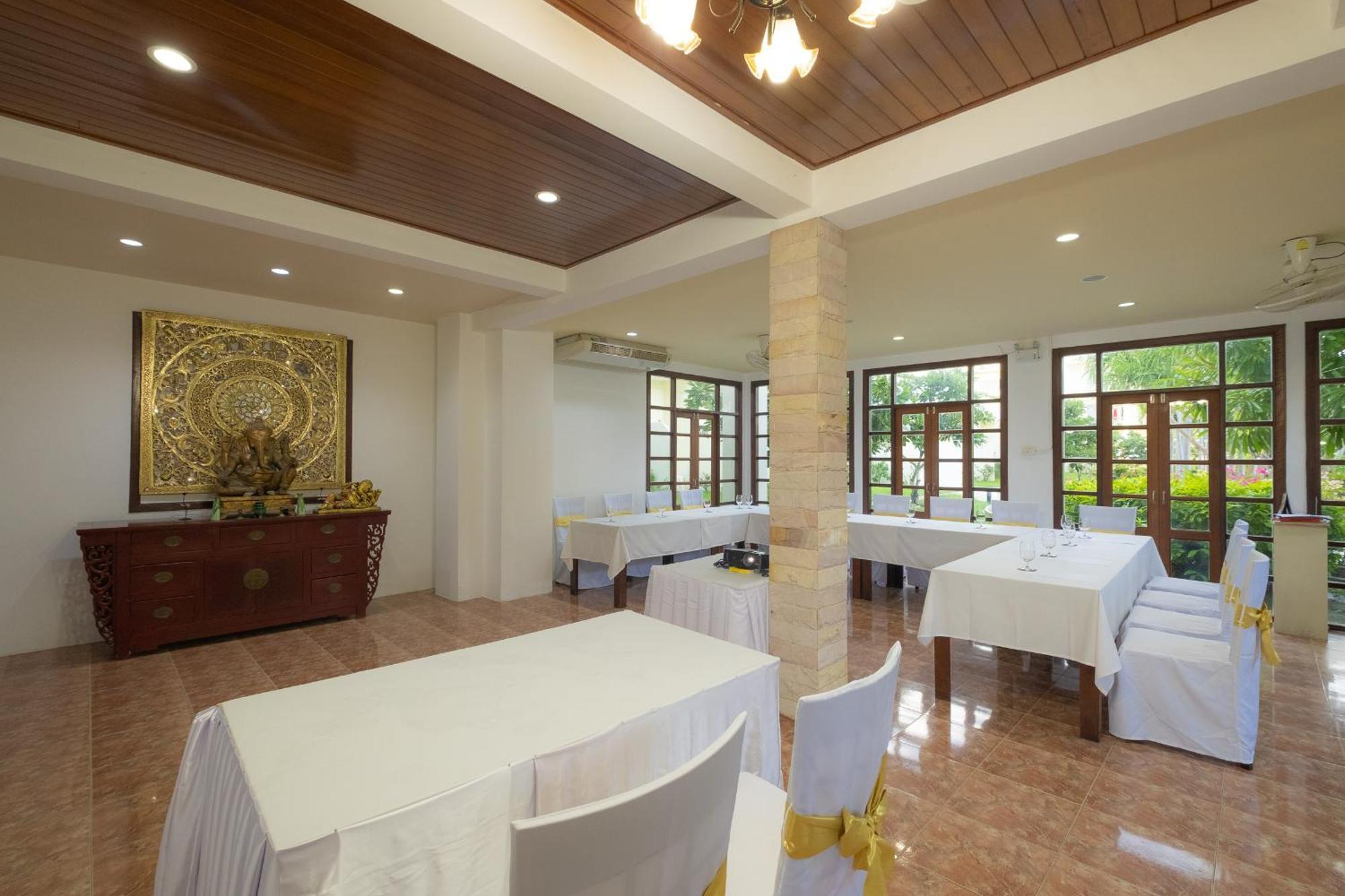 Blue Beach Grand Resort And Spa In Chalong Phuket By Dayuu Ban Saiyuan Екстериор снимка