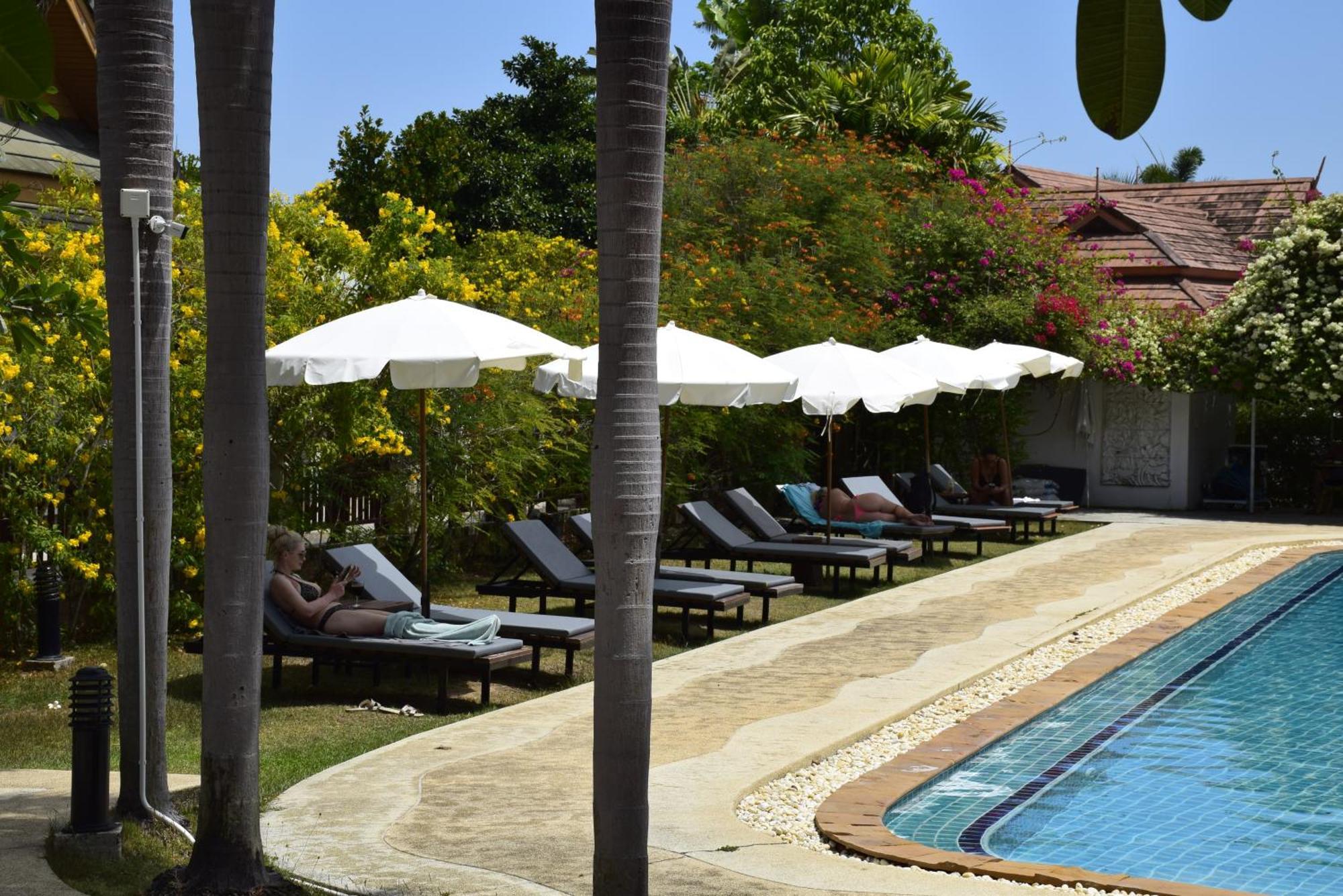 Blue Beach Grand Resort And Spa In Chalong Phuket By Dayuu Ban Saiyuan Екстериор снимка