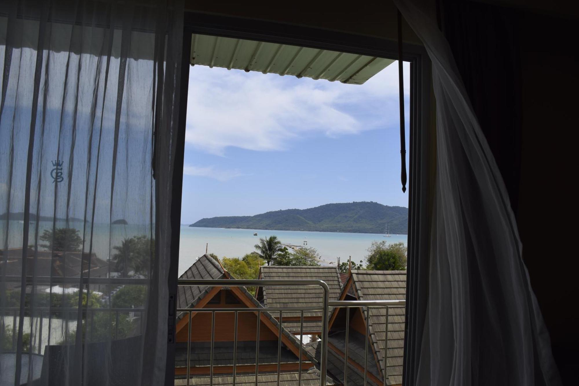 Blue Beach Grand Resort And Spa In Chalong Phuket By Dayuu Ban Saiyuan Екстериор снимка